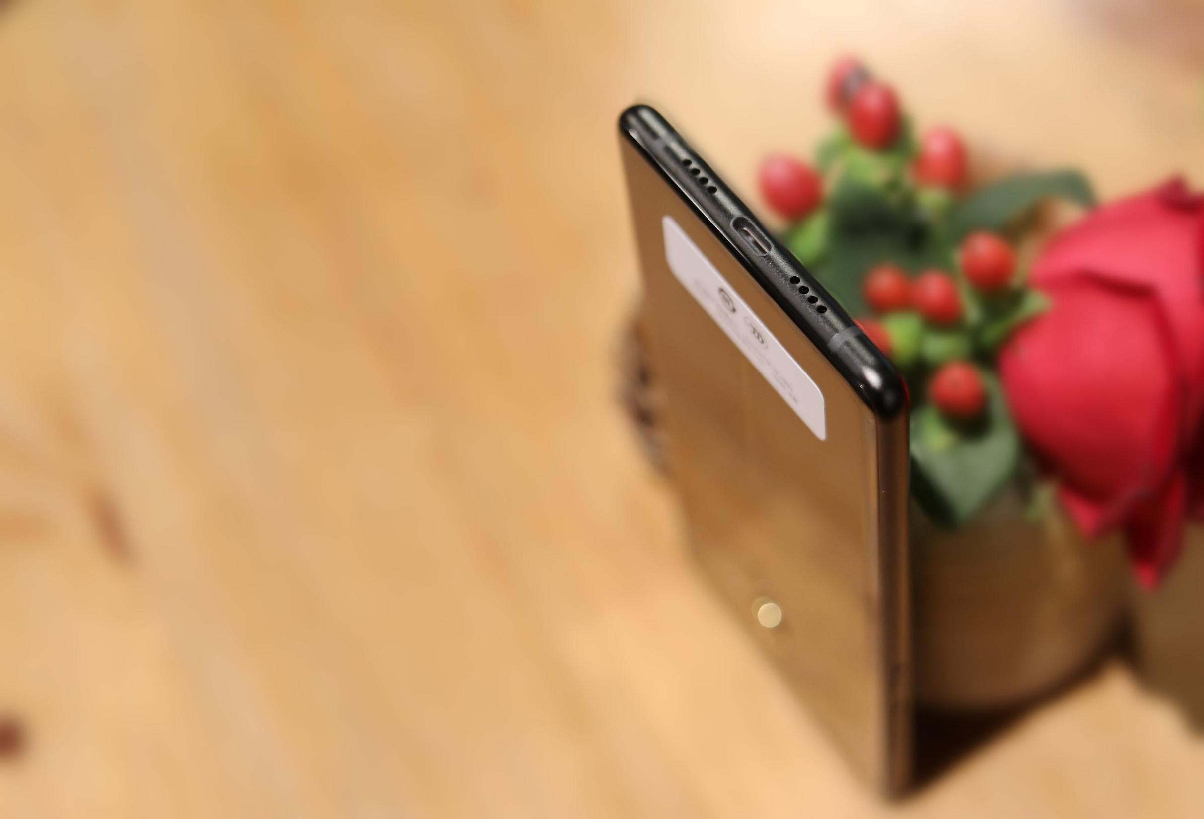 小米mix2还值得入手吗,小米mix2现在值得入手吗