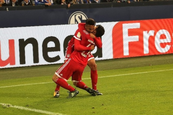 伊布足球场霸气集锦,盘点伊布在足球场上20大震撼破门