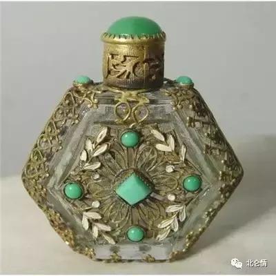 让女人更有魅力的香水,香水的确会让女人更有魅力