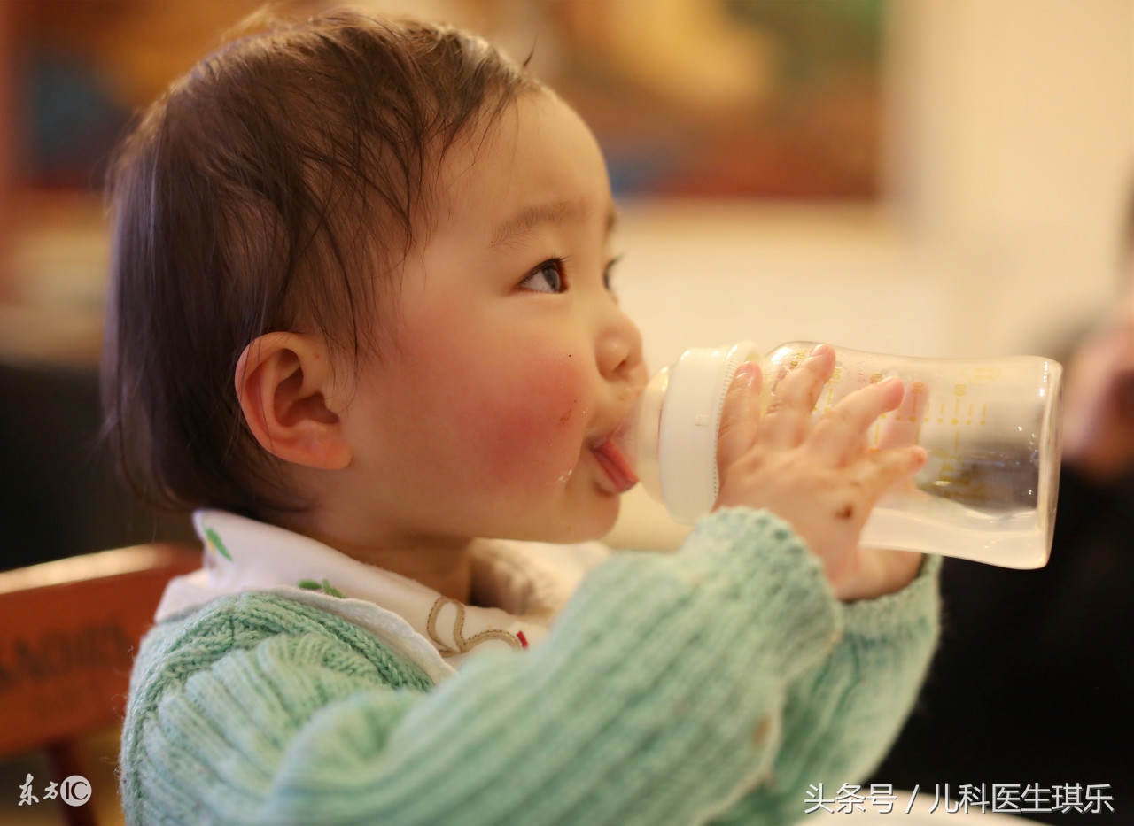 头发里长红疙瘩毛囊炎怎么治疗,糠秕孢子菌毛囊炎快速治疗方法