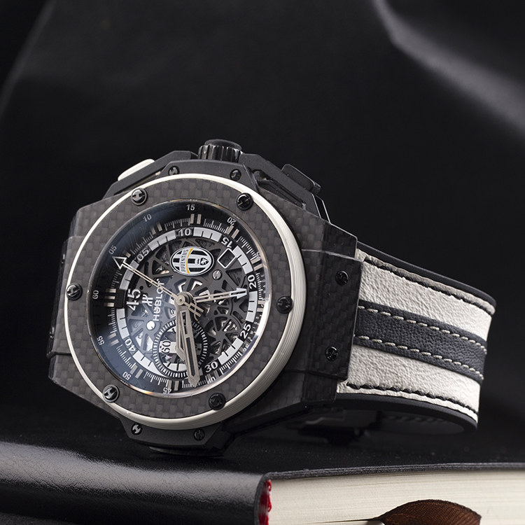 碳纤维机械手表,宇舶尤文图斯限量版