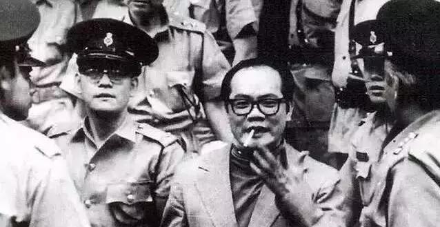 甄子丹刘德华王晶,甄子丹刘德华谁更出名