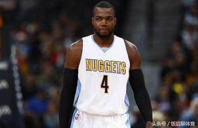 c罗和梅西的薪水谁最高,梅西和c罗历年年薪一览表