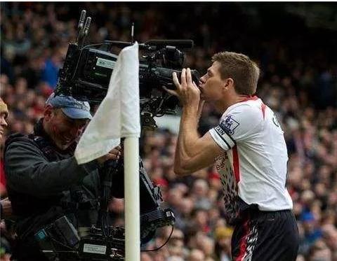 伊布足球场霸气集锦,盘点伊布在足球场上20大震撼破门