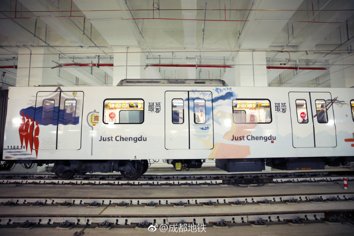 成都地铁烤匠广告,成都地铁2号线上的广告