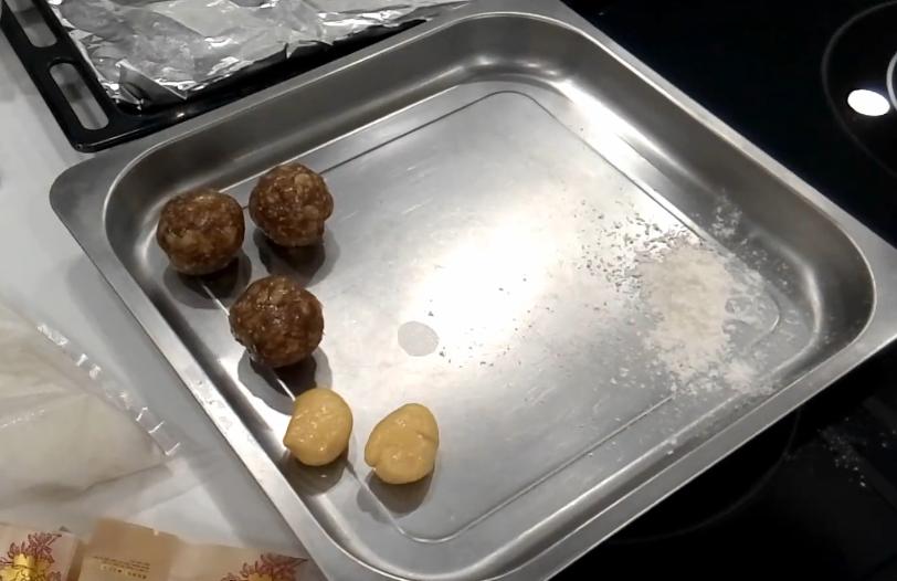 好吃不腻的五仁月饼做法,老师傅教你做经典五仁月饼