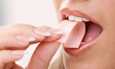 长期抽烟的屋子去除烟味小妙招,衣服有烟味怎么办有什么妙招