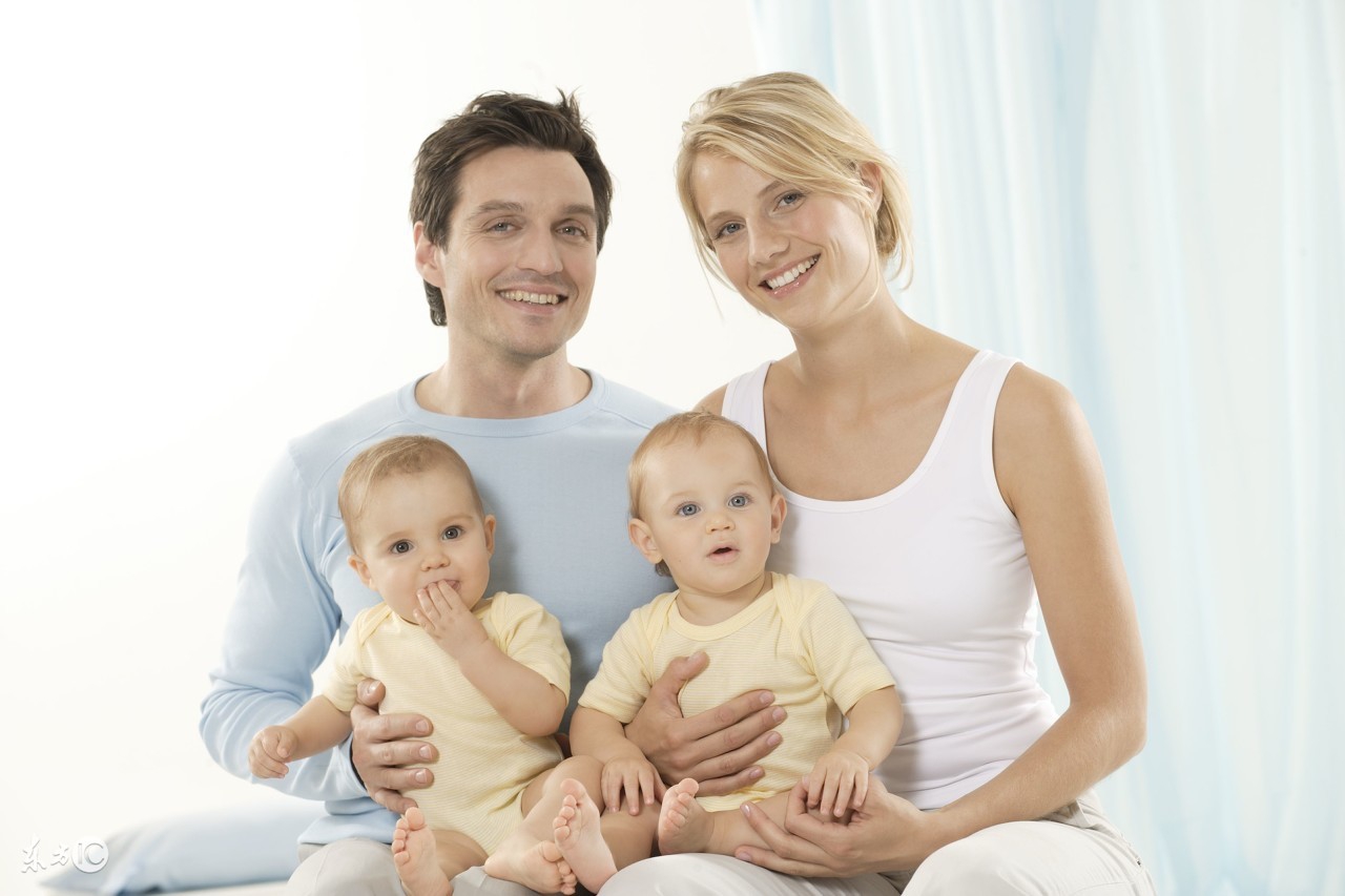 双胞胎孕妇如何选择分娩方式？