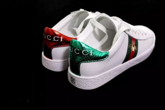 古琦印花小白鞋,古琦小白鞋同款