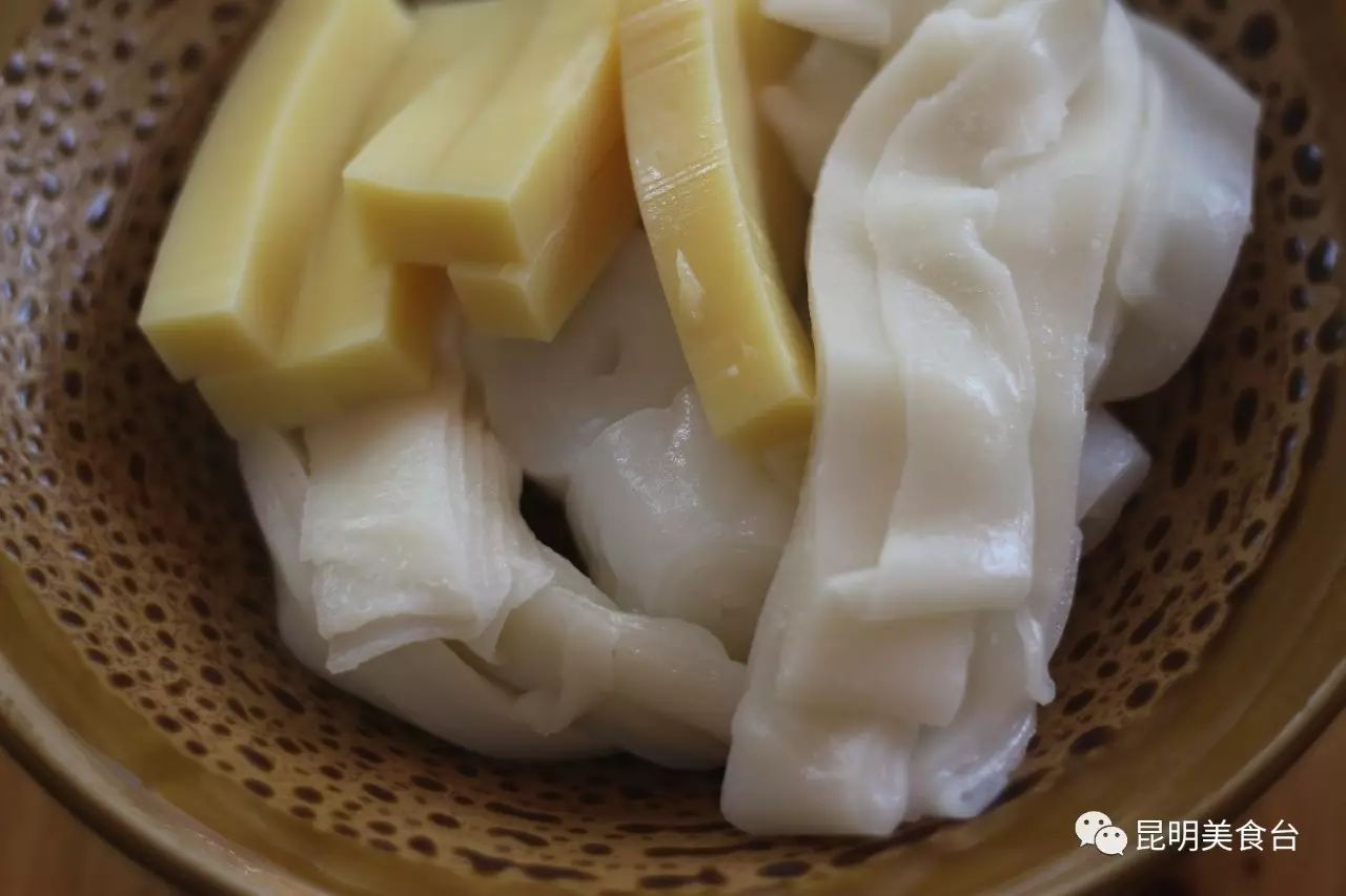 昆明排队到腿软的14家民间老店，吃过6家以上算你厉害