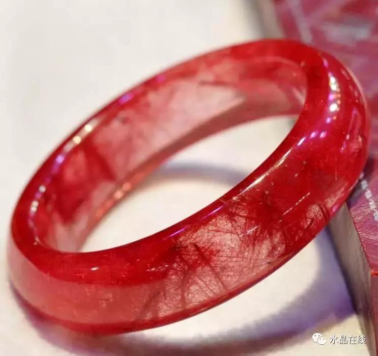 如何鉴别假水晶,怎样辨别假水晶石