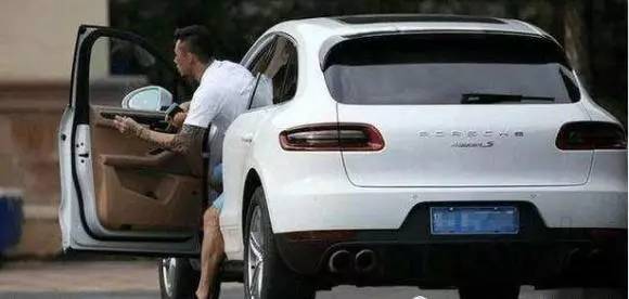 国足球员座驾排行榜,国足足球球星开什么车