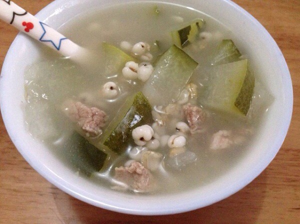 双腿浮肿要吃啥药才好得快呢,双腿酸胀湿气重吃什么药