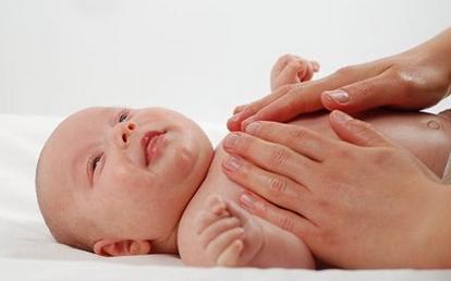 秋季皮肤干燥性湿疹,婴儿秋季湿疹怎么办