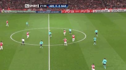 他是阿森纳绝世天才、18岁便力抗哈维+伊涅斯塔，如今涅槃重生！