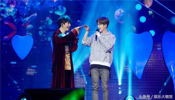 鹿晗出道前经历了什么,鹿晗出众的颜值