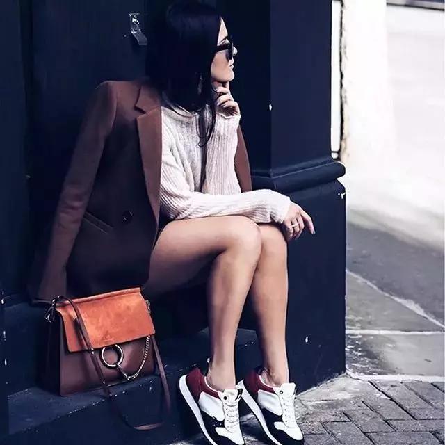 lv第一款包应该入手哪个款,不过时的几款大牌包