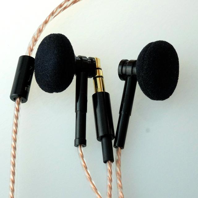 能媲美千元耳机的百元耳机,可与千元耳机媲美的百元以下耳机