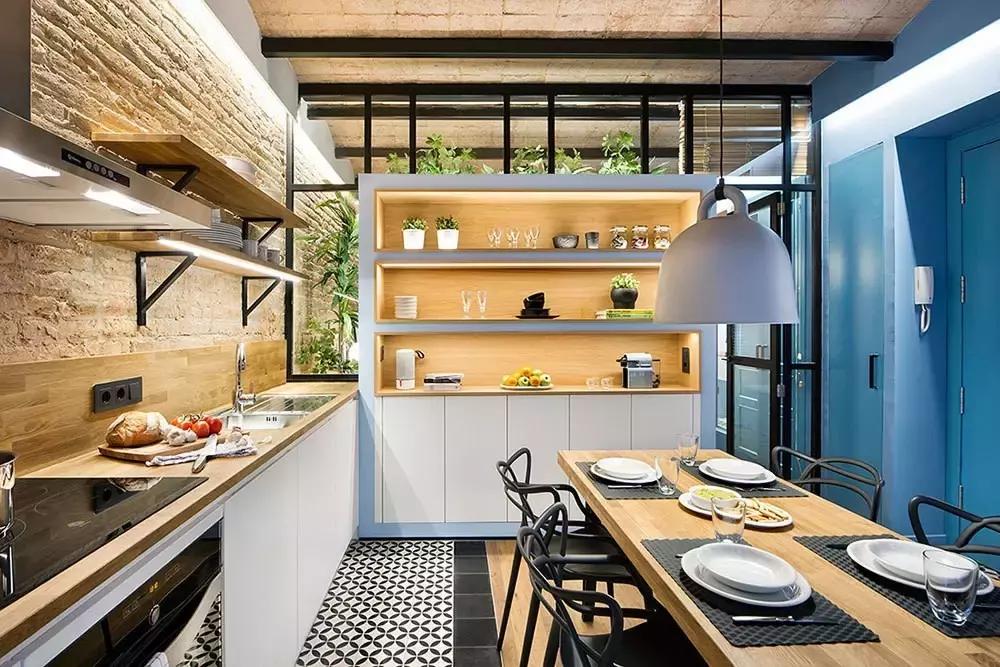 室内设计丨40平地中海风格的巴塞罗那海边度假小屋