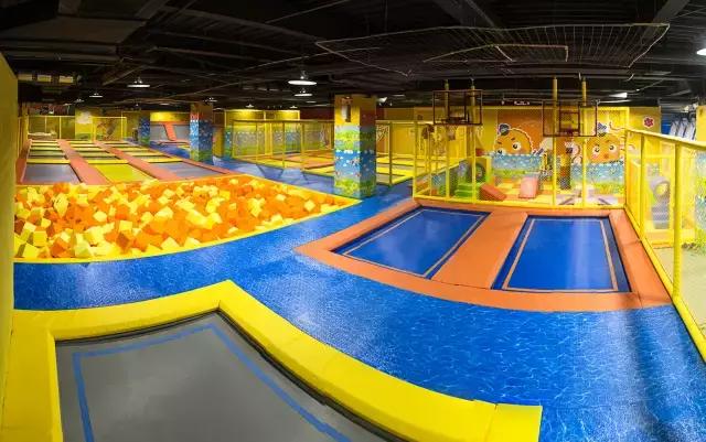 跑跑卡丁车竞速酷玩节,饼干酷跑最新版本