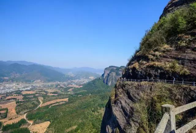 去武汉的机票白菜价,武汉飞哪里机票便宜十二月