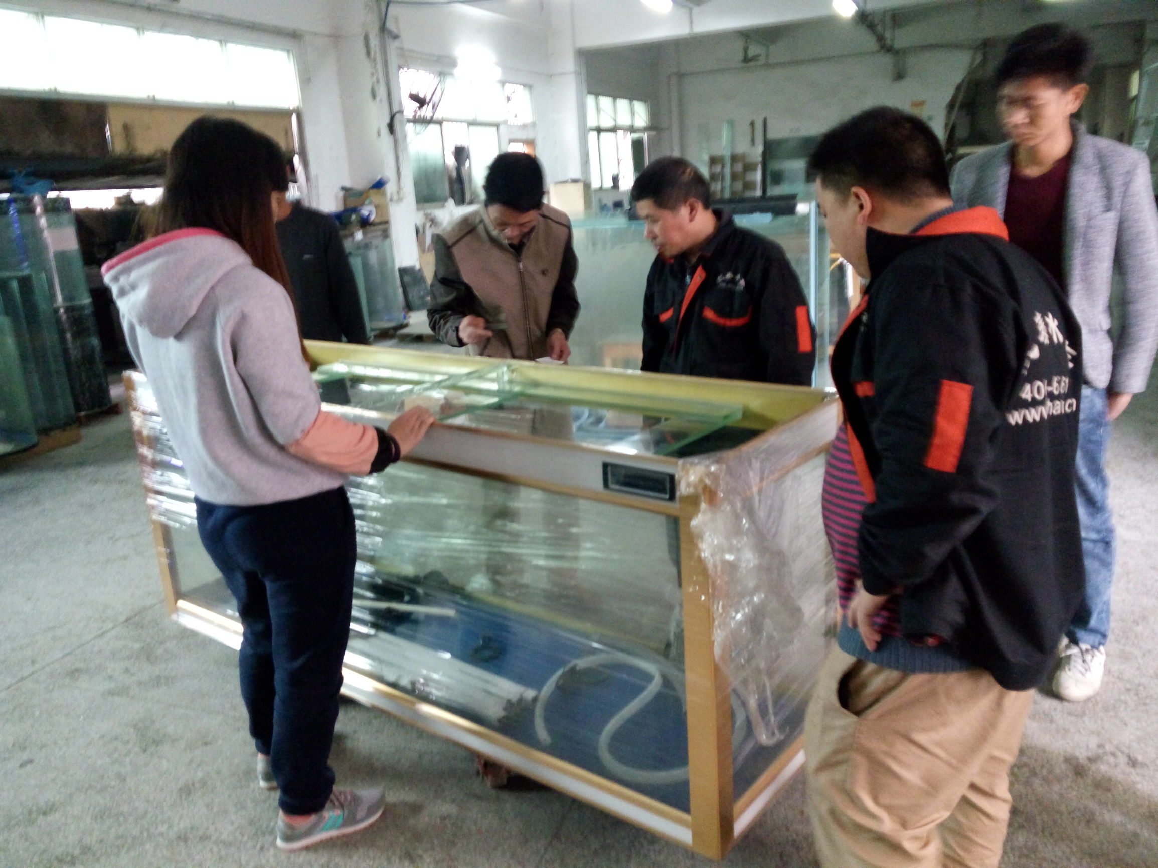 鱼缸买回来不能急着用吗,简单鱼缸买回来怎么安装