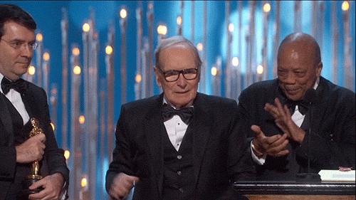 奥斯卡终于给自己的头号债主转账了——传奇配乐大师埃尼奥·莫里康内