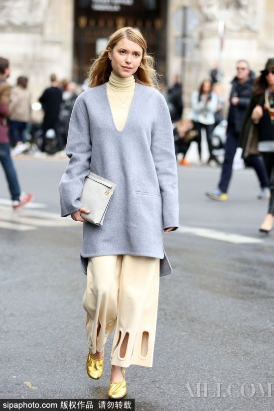 巨丑的奶奶鞋为什么这么火 (奶奶鞋到底是纯丑还是时髦)