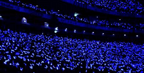 扯白｜为什么一定要去现场看演唱会？