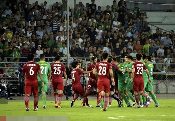 赵和靖丢点球的原因,赵和靖顶裁判