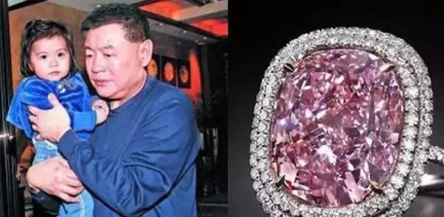 她比邓文迪更甄嬛，嫁大29岁重病富商，从狗仔逆袭为香港女首富