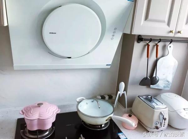 拒绝性冷淡，她把马卡龙色涂上了墙