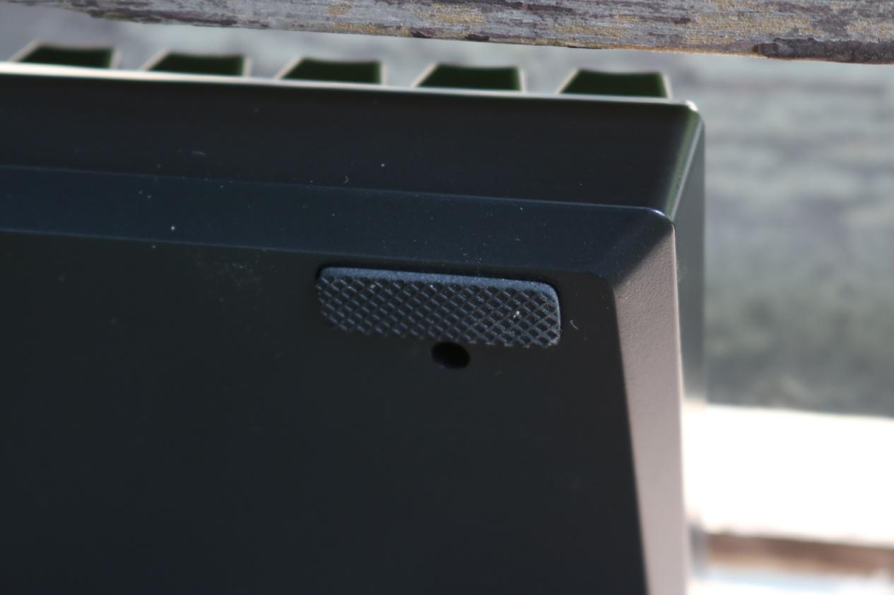 难道是要搅局？德国原厂机械轴仅61键，面积缩小40%不足两百元