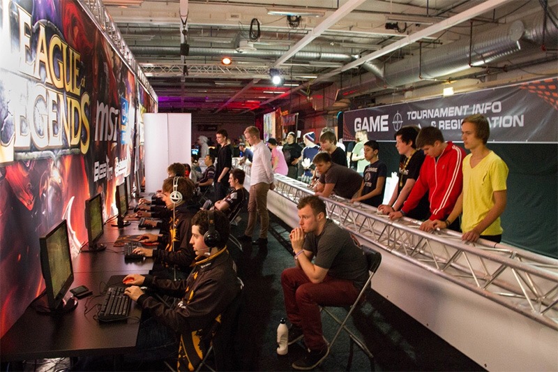 几年一次英雄联盟总决赛,十年前的英雄联盟总决赛