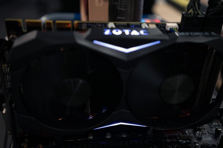 索泰gtx970,索泰gtx1080至尊跑分