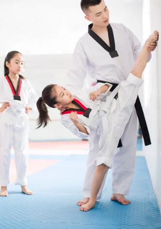 跆拳道最能打还是搏击最能打,真正的跆拳道实战到底有多厉害