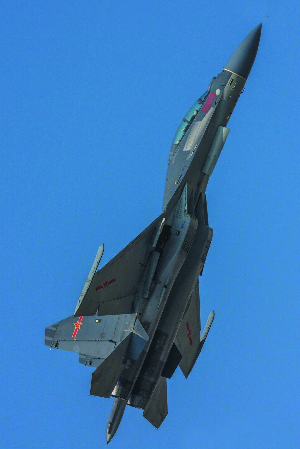 中国歼16战机最快多少马赫,苏35战机与歼16对比