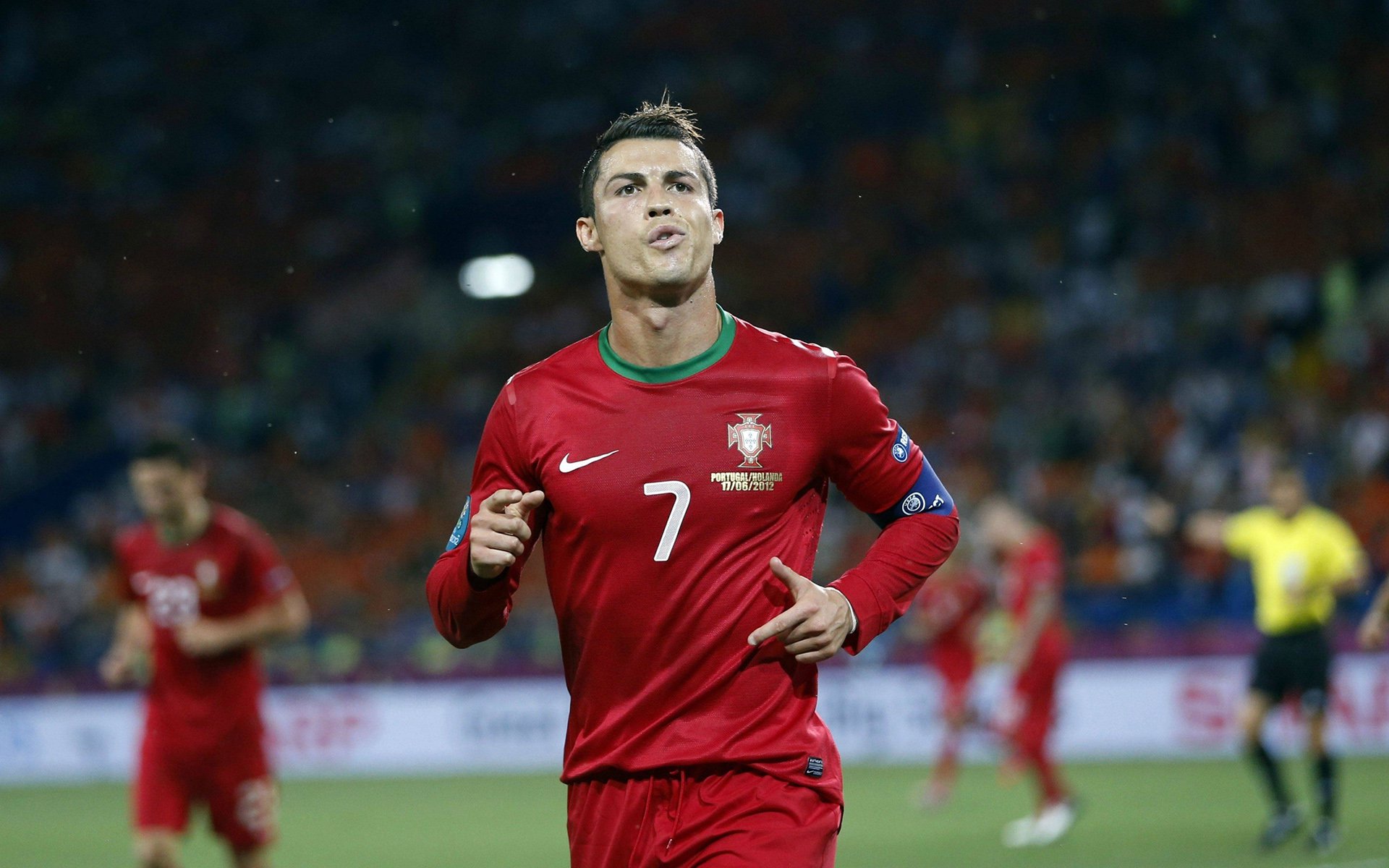 足球壁纸退役,足球暗黑系列壁纸