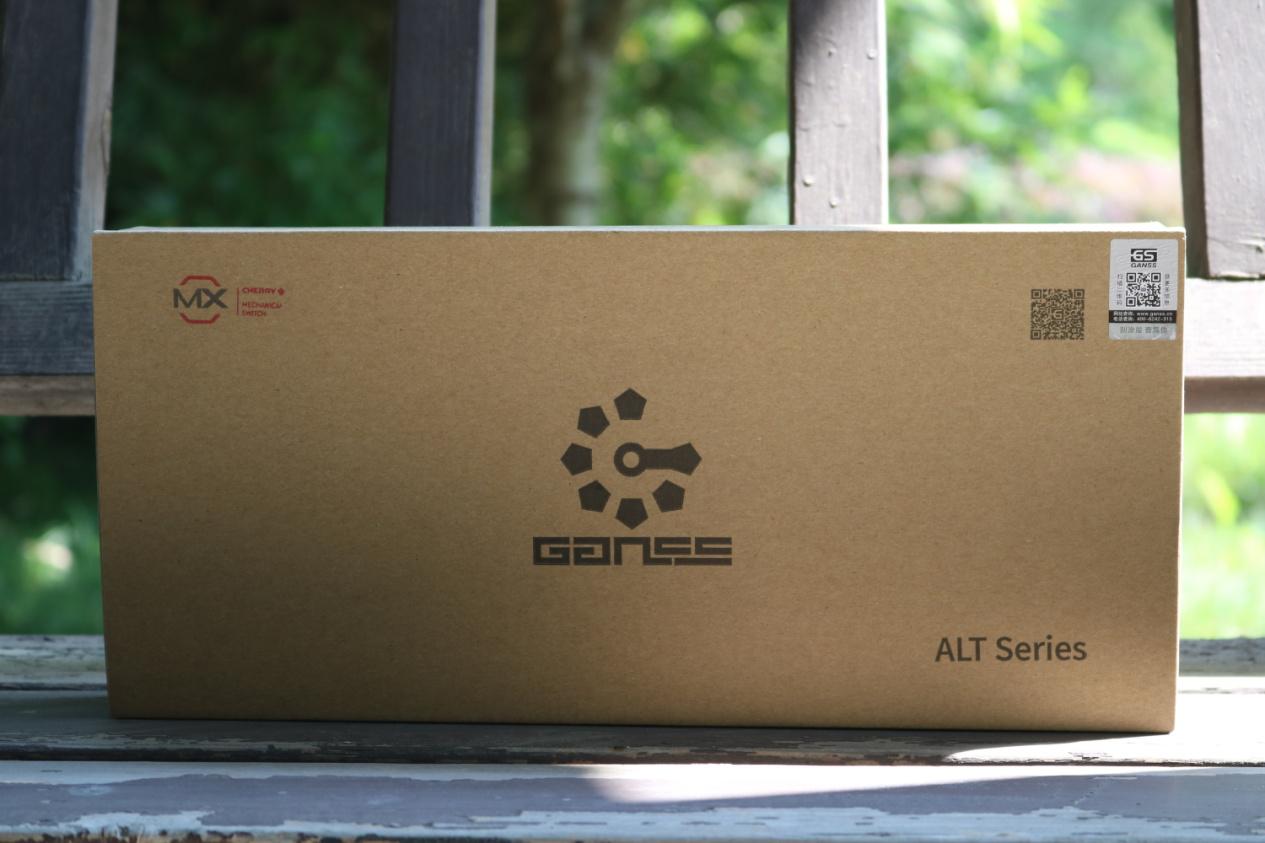 难道是要搅局？德国原厂机械轴仅61键，面积缩小40%不足两百元