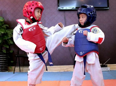 跆拳道最能打还是搏击最能打,真正的跆拳道实战到底有多厉害