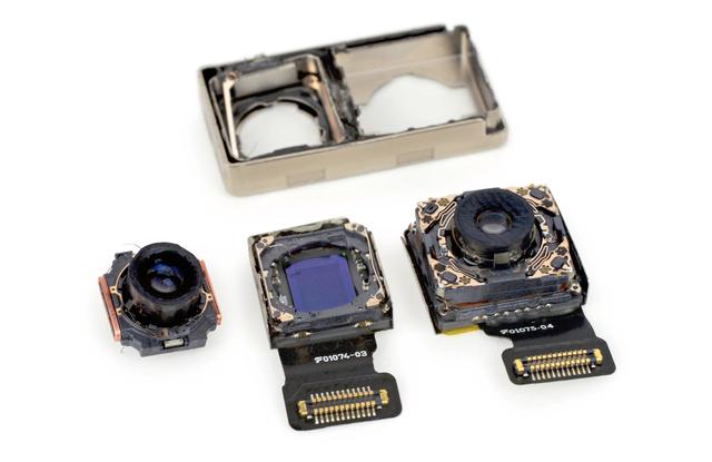 iphone8p后盖玻璃裂一点点,苹果iphone8plus维修