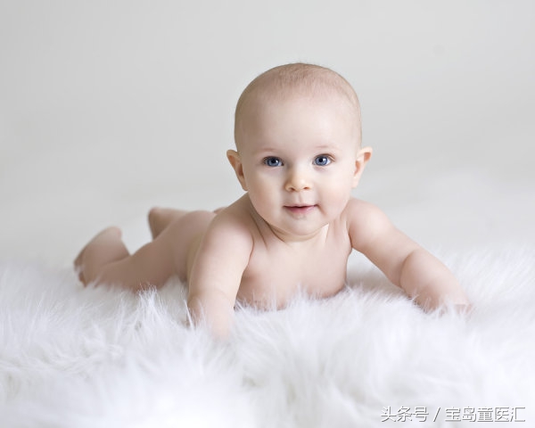 宝宝长眼屎怎么回事,宝宝有眼屎是上火了吗怎么解决