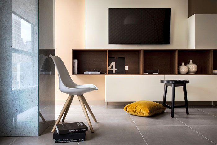 客厅整排储物柜设计,客厅做一面墙的储物柜