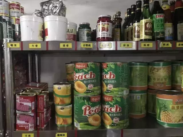 五星级酒店的厨房是什么样的,五星级酒店的厨房