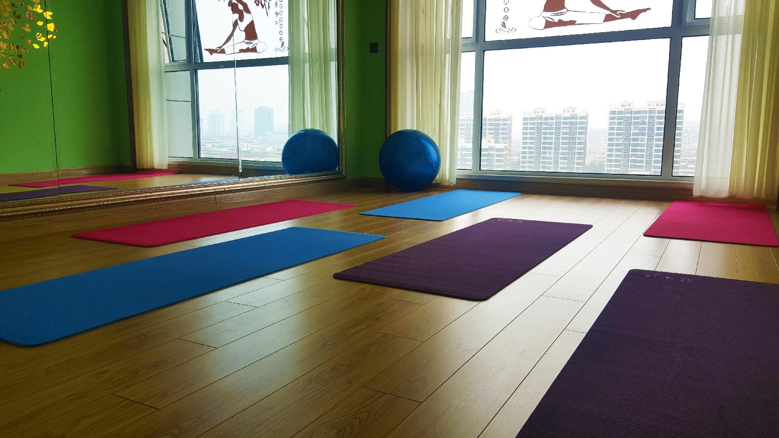 济宁馨月阁国际母婴会所为您科普：孕妇前三个月要关注什么？