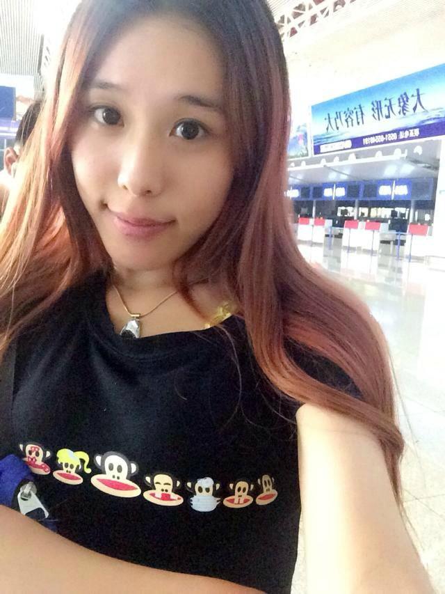 在三亚的沙滩上晒太阳,三亚海边晒太阳