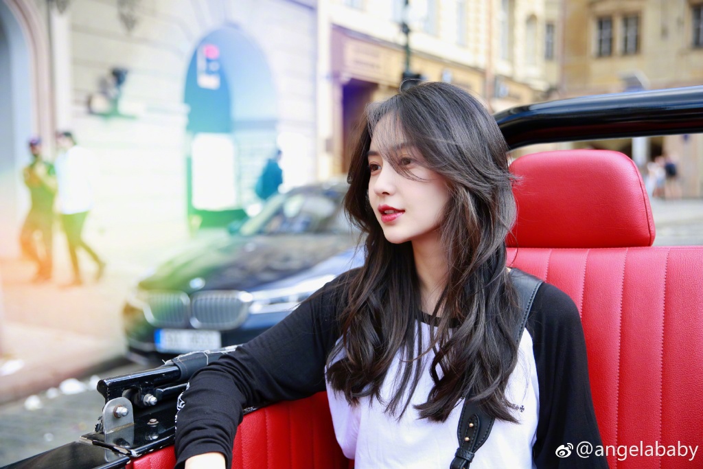 脑门大剪刘海又不好看怎么办,脸太圆了八字刘海怎么修