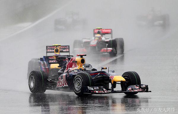 爆缸的发动机怎么处理,发动机行驶中爆缸会怎么样