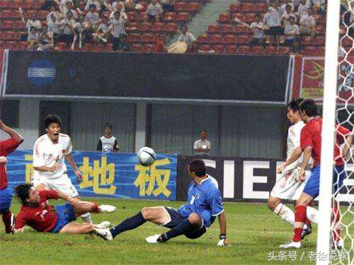 女足花式任意球,女足花式足球教学视频