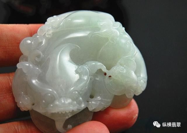 歪头翡翠貔貅招横财，正脸翡翠貔貅守正财，还有最后一点不能轻忽